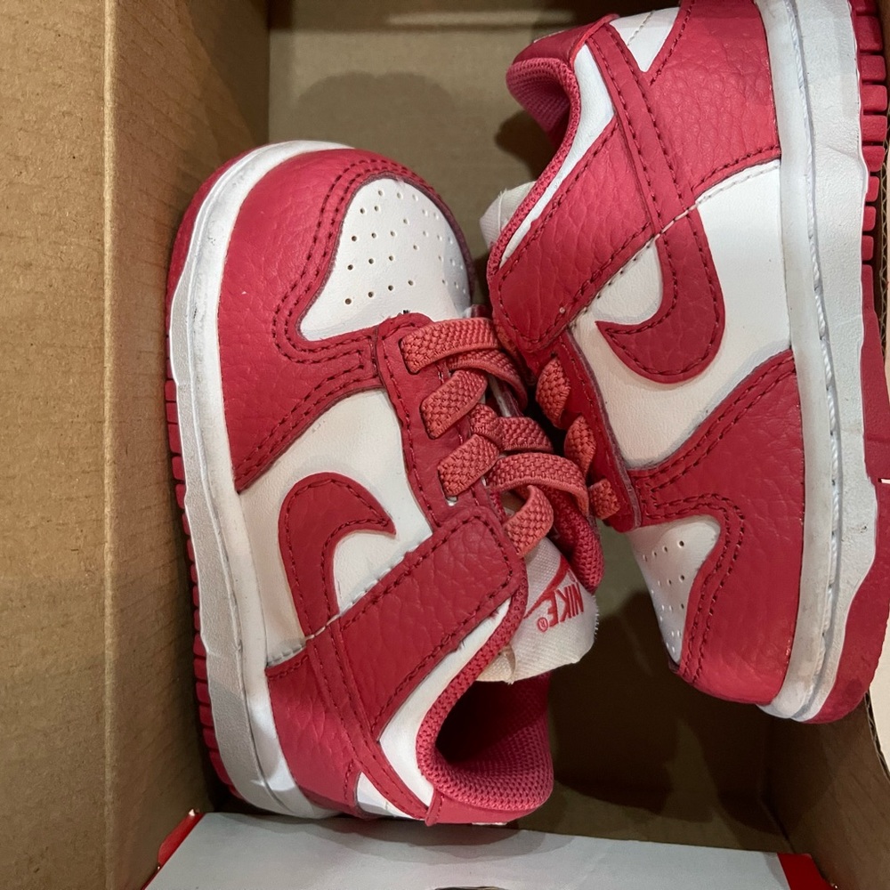 Nike Kids Sneakers in Pinkish Red and White